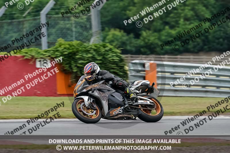 donington no limits trackday;donington park photographs;donington trackday photographs;no limits trackdays;peter wileman photography;trackday digital images;trackday photos